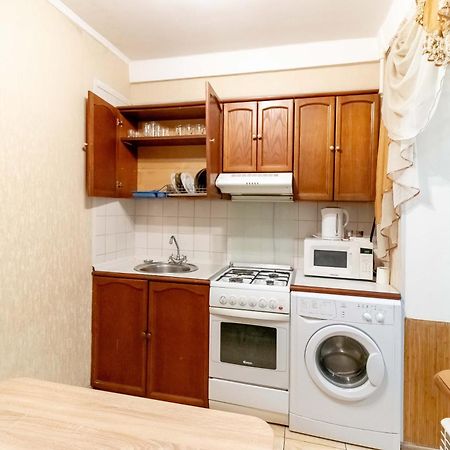 Kvartirkoff Na Volodymyra Ivasiuka 19A Kiev Exterior foto