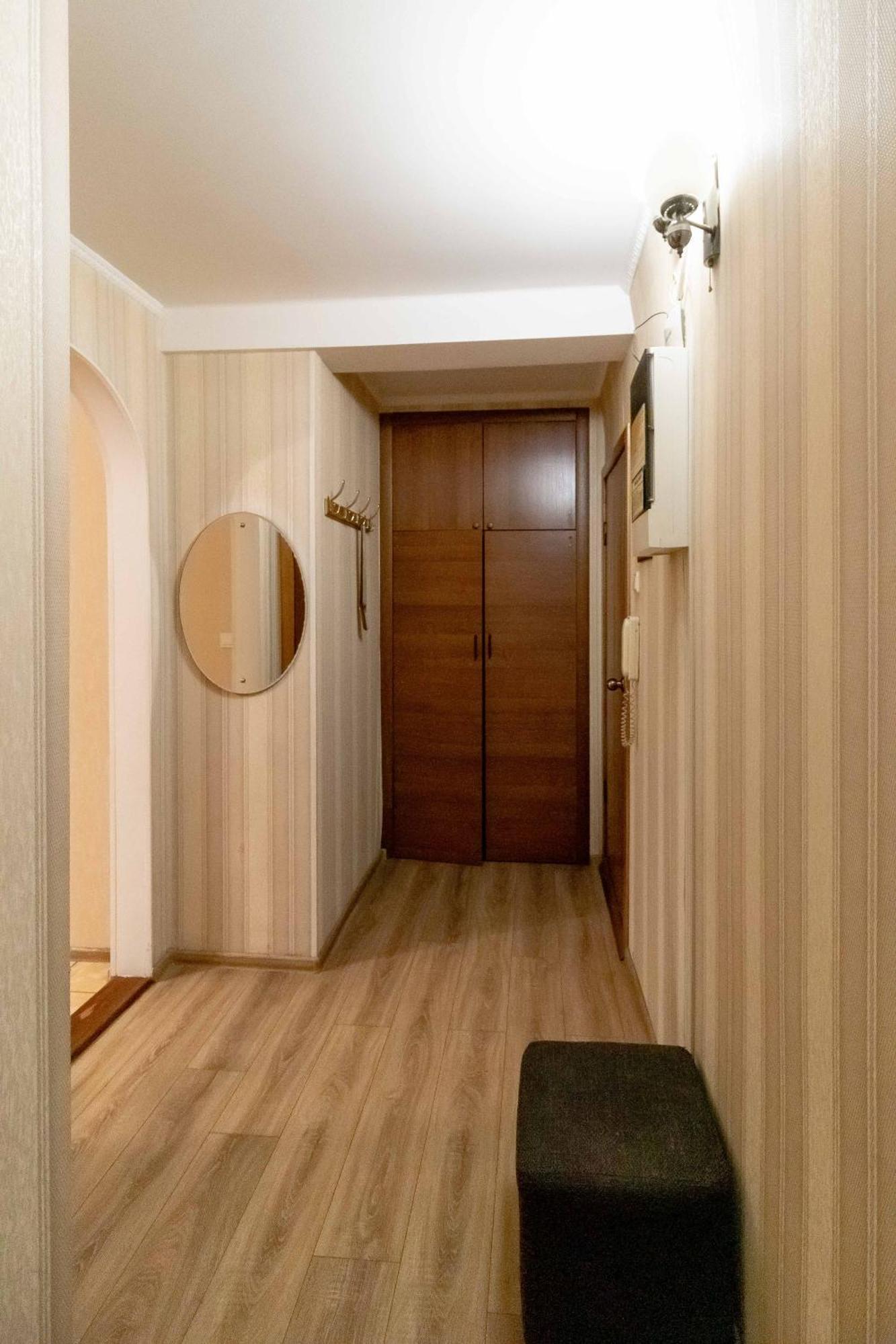 Kvartirkoff Na Volodymyra Ivasiuka 19A Kiev Exterior foto