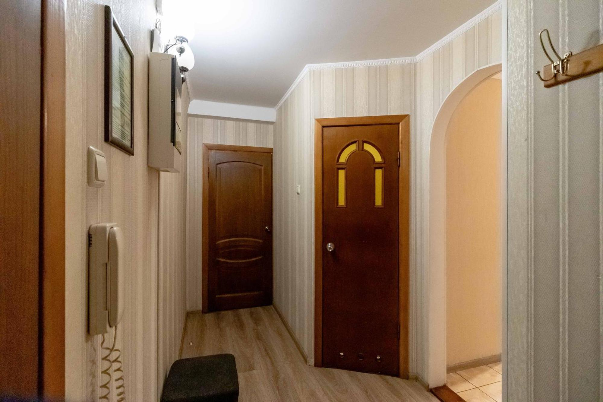 Kvartirkoff Na Volodymyra Ivasiuka 19A Kiev Exterior foto